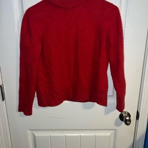 Investments 100% cashmere sweater